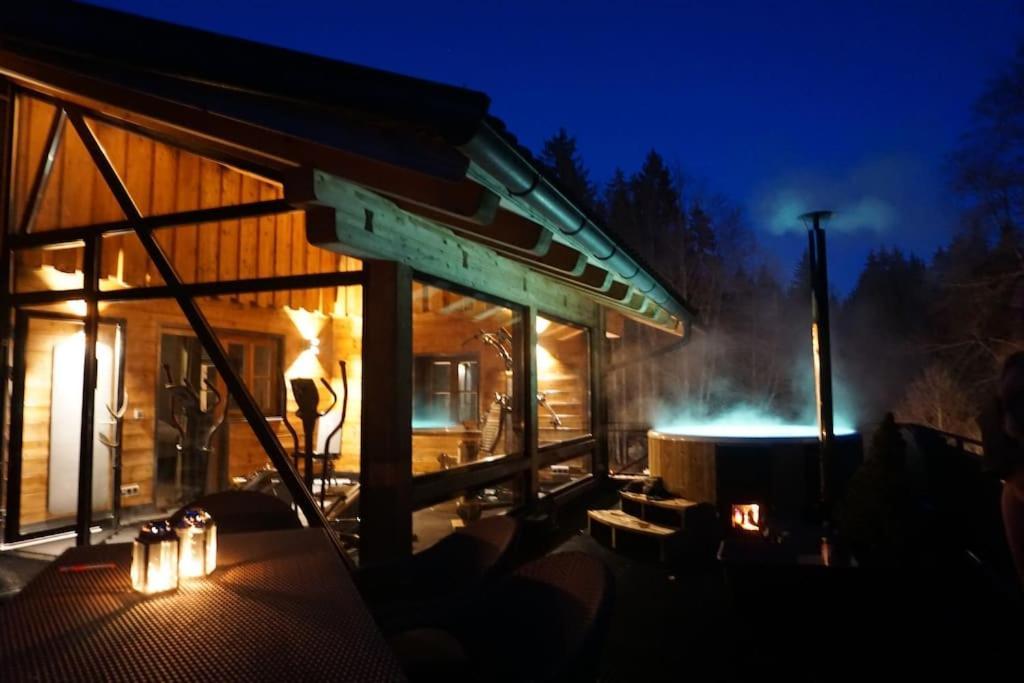 Chalet S - 5 Sterne Luxus Ferienhaus Direkt Am Eibsee Und Zugspitze Grainau Luaran gambar