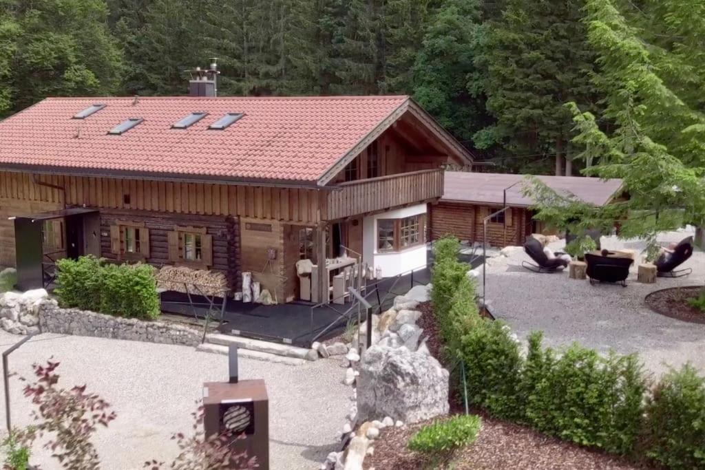 Chalet S - 5 Sterne Luxus Ferienhaus Direkt Am Eibsee Und Zugspitze Grainau Luaran gambar